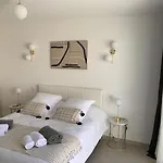 Rivoli Vue Et Piscine Villa Pietrosella