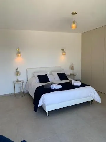 Rivoli Vue Et Piscine Villa Pietrosella