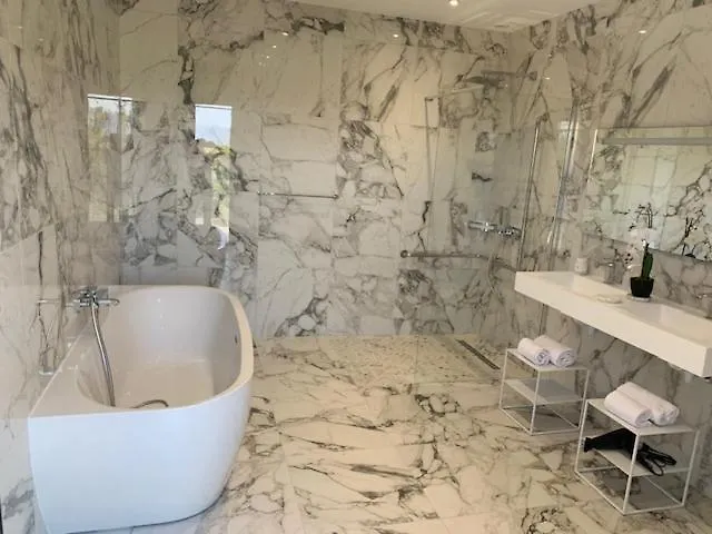 Rivoli Vue Et Piscine Pietrosella