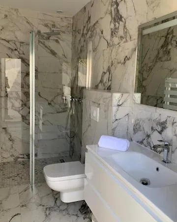 Villa Rivoli Vue Et Piscine