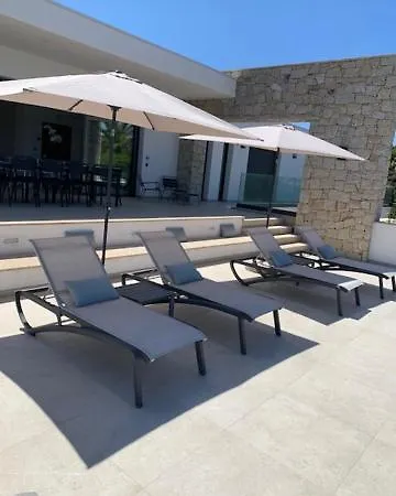 Rivoli Vue Et Piscine Pietrosella